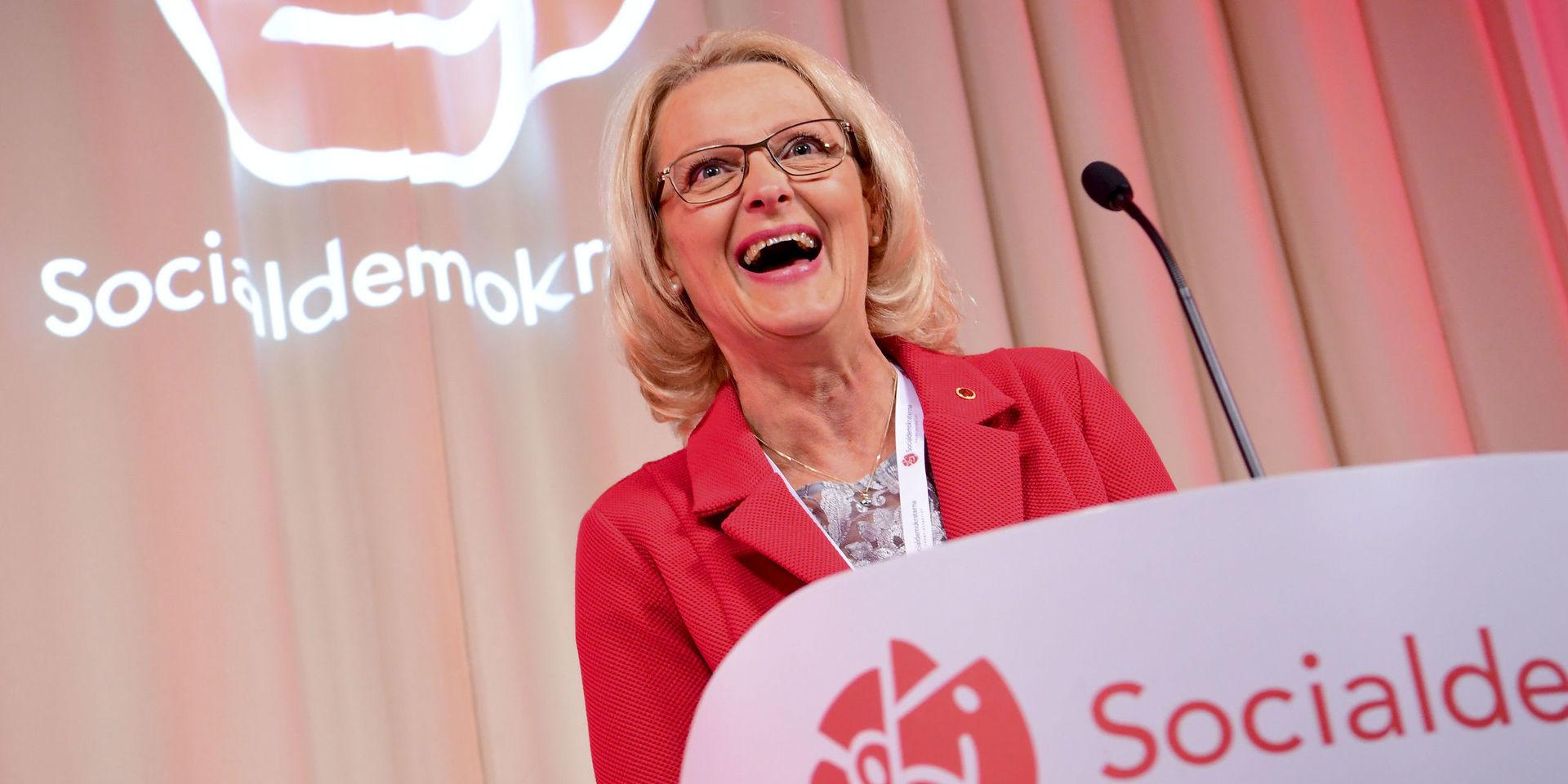 Socialdemokraternas EU-kandidat Heléne Fritzon talar under Socialdemokraternas valvaka.