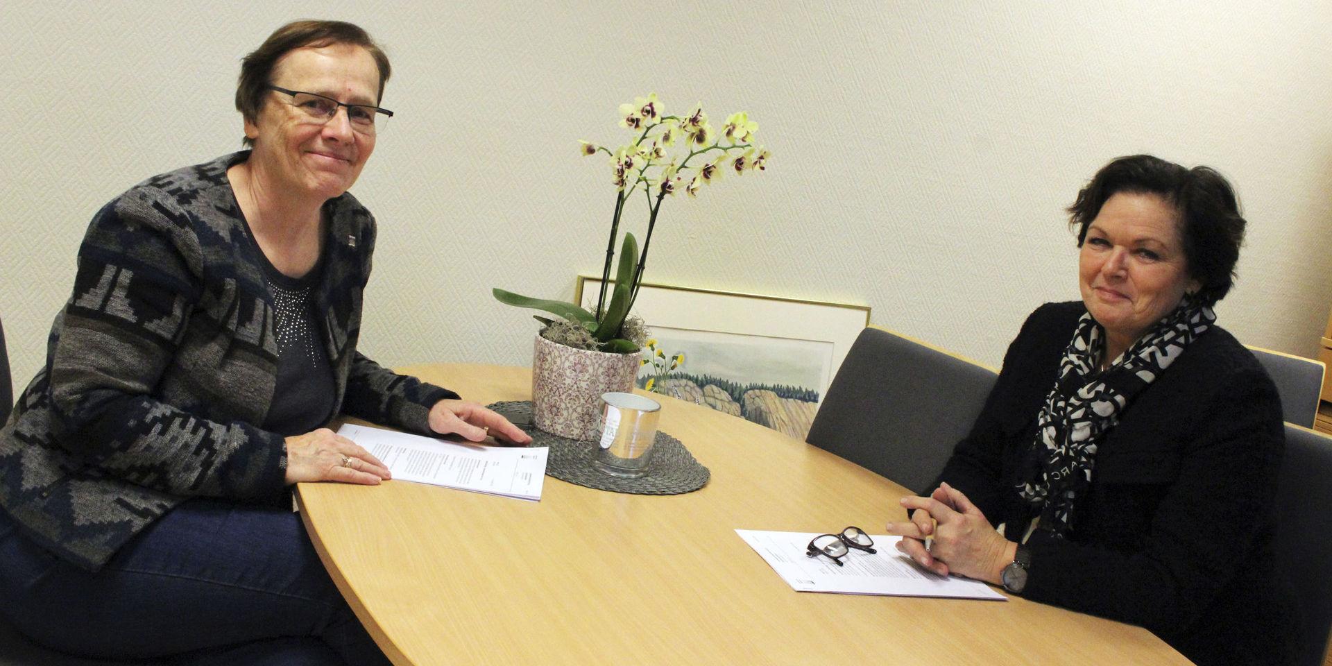 Anna-Lena Carlsson (C), socialnämndens ordförande, och Monica Birgersson , socialchef har att hantera ett förslag till sparbeting på åtta miljoner kronor.