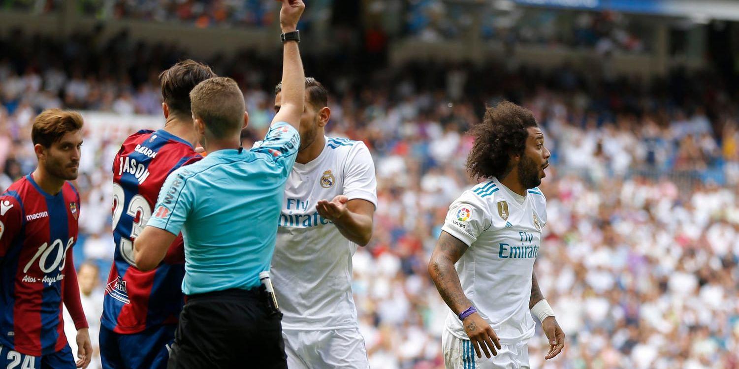 Marcelo (till höger) blir Real Madrid trogen. Arkivbild.