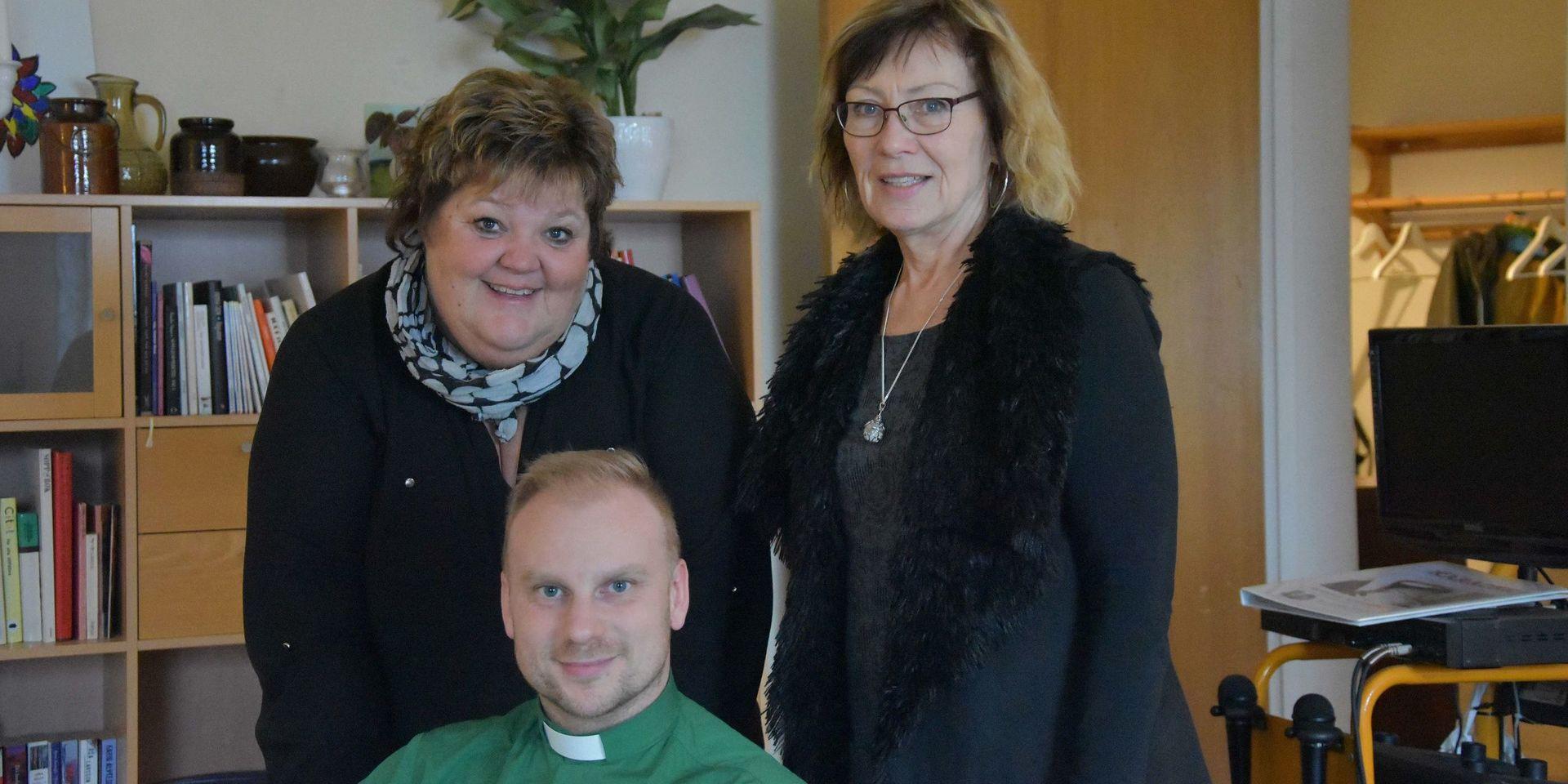 Helen Mattsson, Carina Karlsson och Stefan Mortensen – tre av fyra medlemmar i Buketten, som ska vara ett andningshål och en stödpunkt för barn i familjer med bland annat psykisk ohälsa.