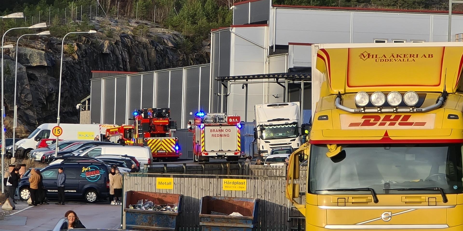 Fyra brandbilar ryckte ut till Nordby. 