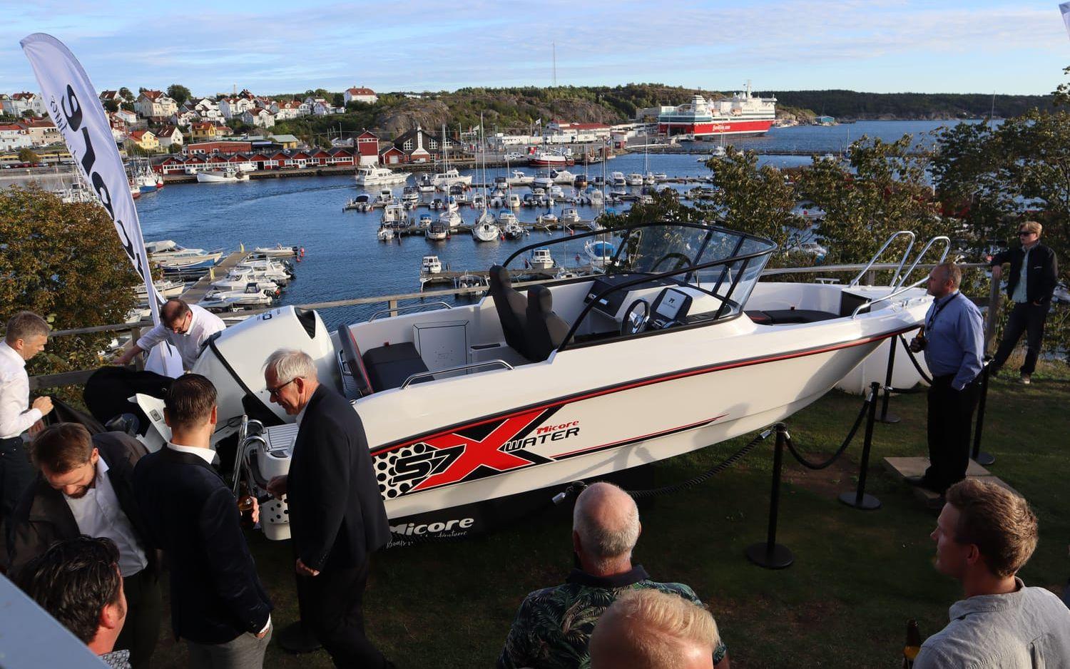 En världspremiär presenterades vid båtmässan: nya XW 57 BR.