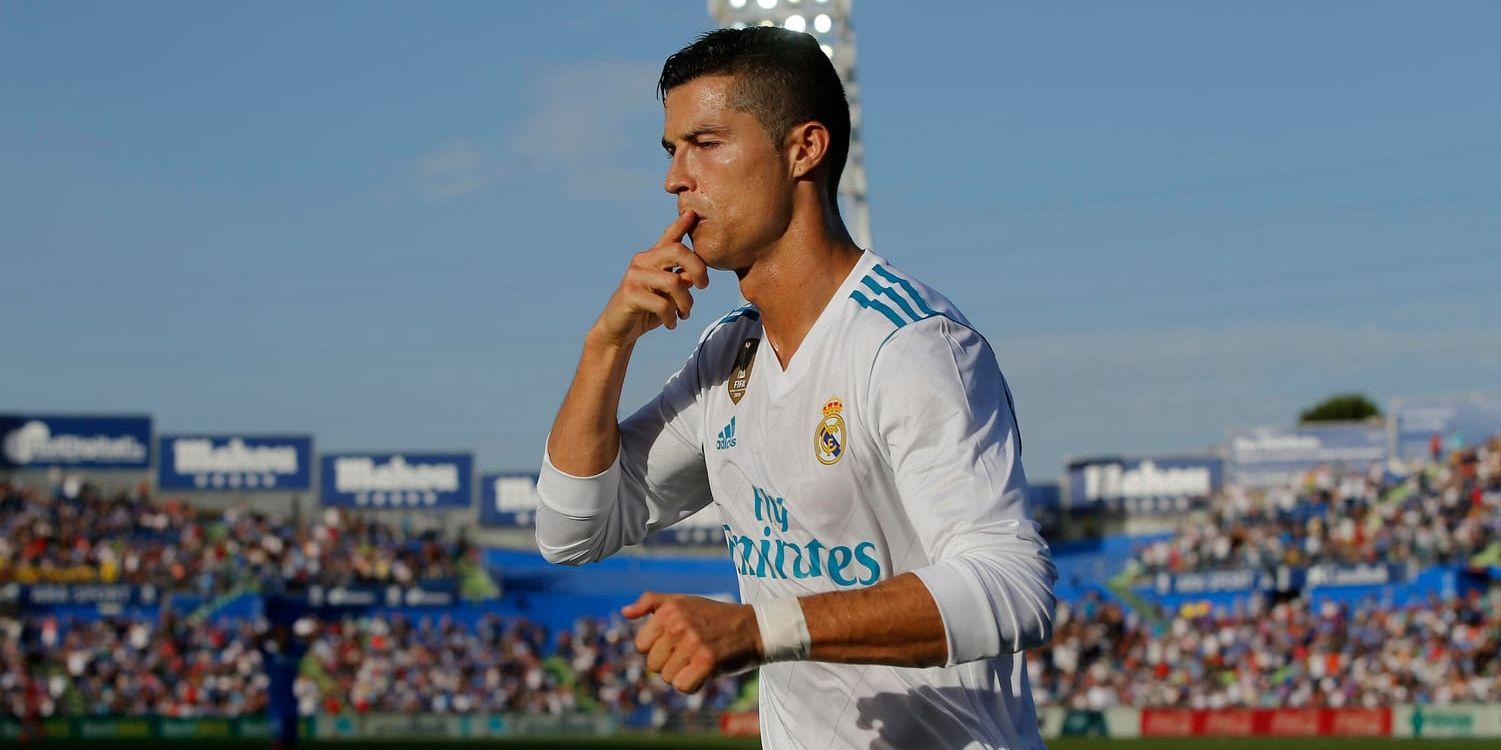 Real Madrids Cristiano Ronaldo firar efter sitt matchavgörande 2–1-mål borta mot Getafe.