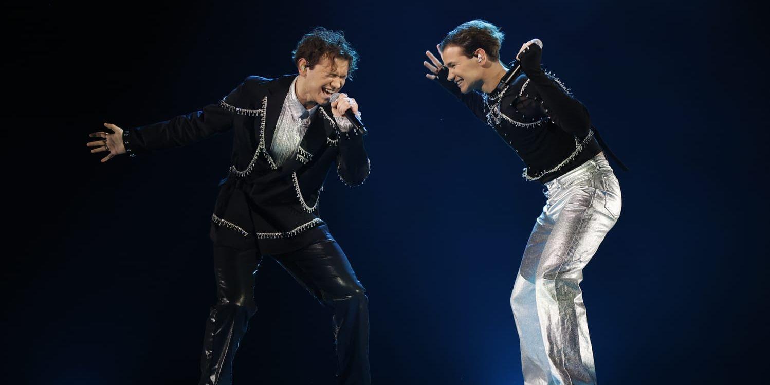 Marcus & Martinus sjunger 'Air' i Melodifestivalsfinalen.