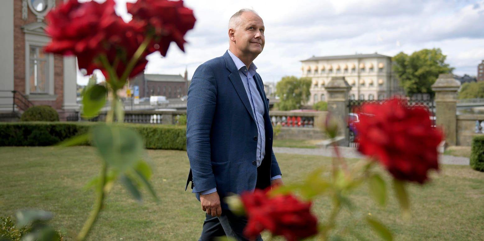 Vänsterpartiledaren Jonas Sjöstedt tror på vänsterinflytande även efter valet