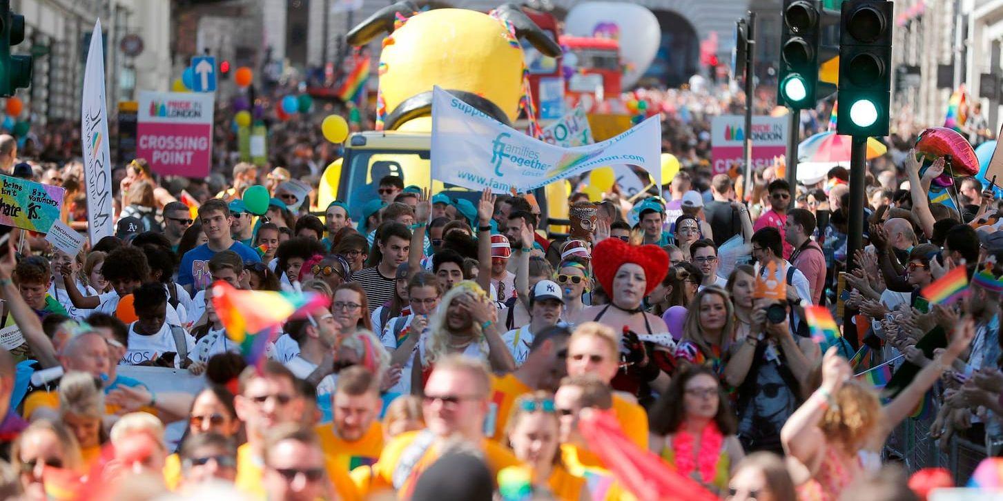 Över 25 000 beräknas ha deltagit i lördagens Prideparad i London, och över en miljon åskådare följde paraden.