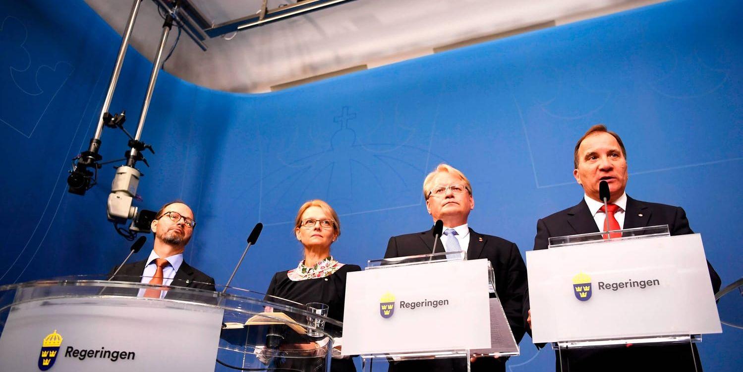 Sveriges regering har ombildats. Statsminister Stefan Löfven (S) berättade om förändringarna på en presskonferens.