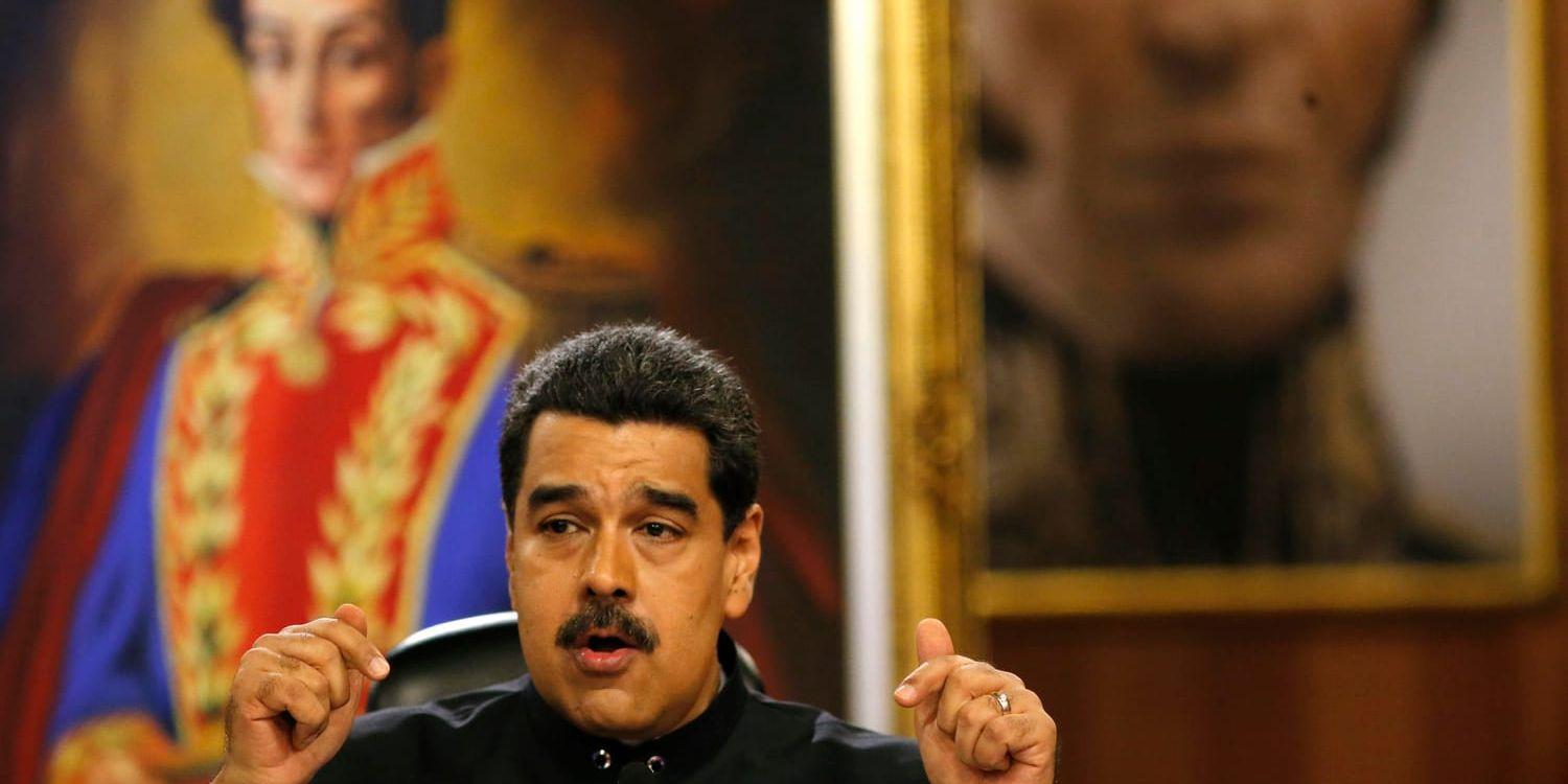 Venezuelas president Nicolás Maduro anklagas för politiskt spel bakom korruptionsutredningen kring det statliga oljebolaget. Arkivbild.