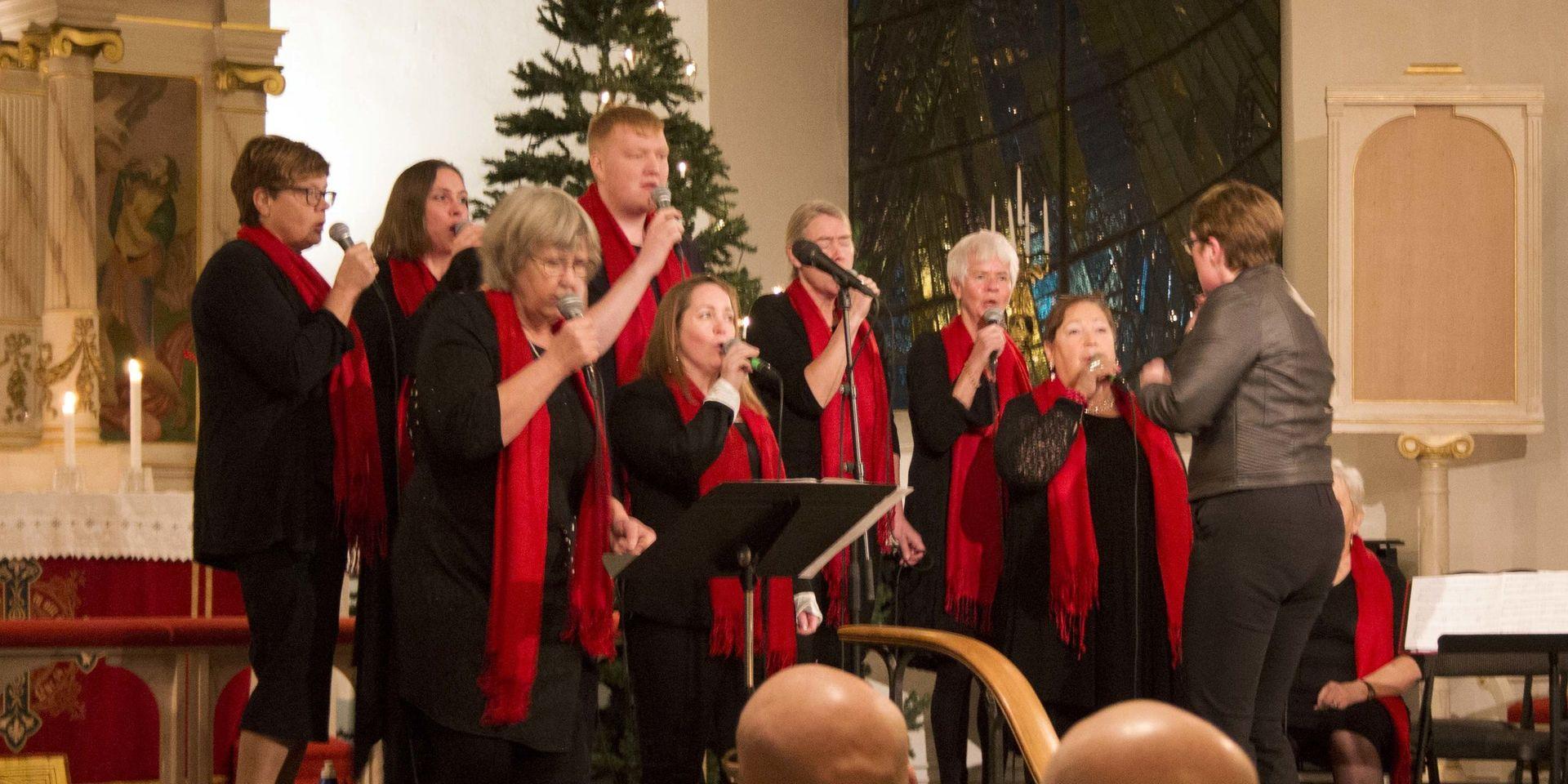 Gospelkonsert under ledning av Annelie Karlsson är tradition på annandag jul i Strömstads kyrka.