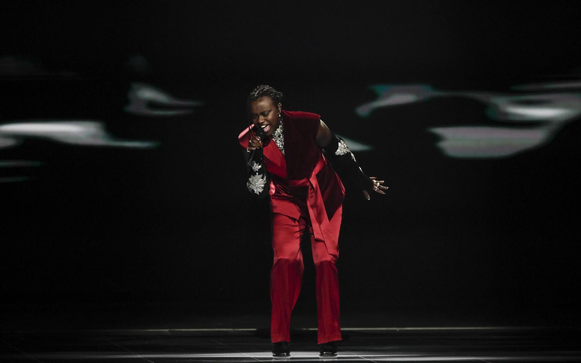 Med låten ”Voices” intog Tusse scenen för att ta Sverige till final i Eurovision.