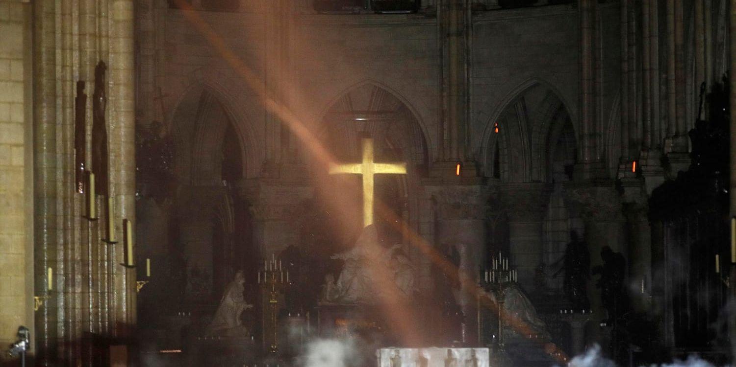 Många av Notre-Dames tusentals kulturföremål kan ha gått förlorade.