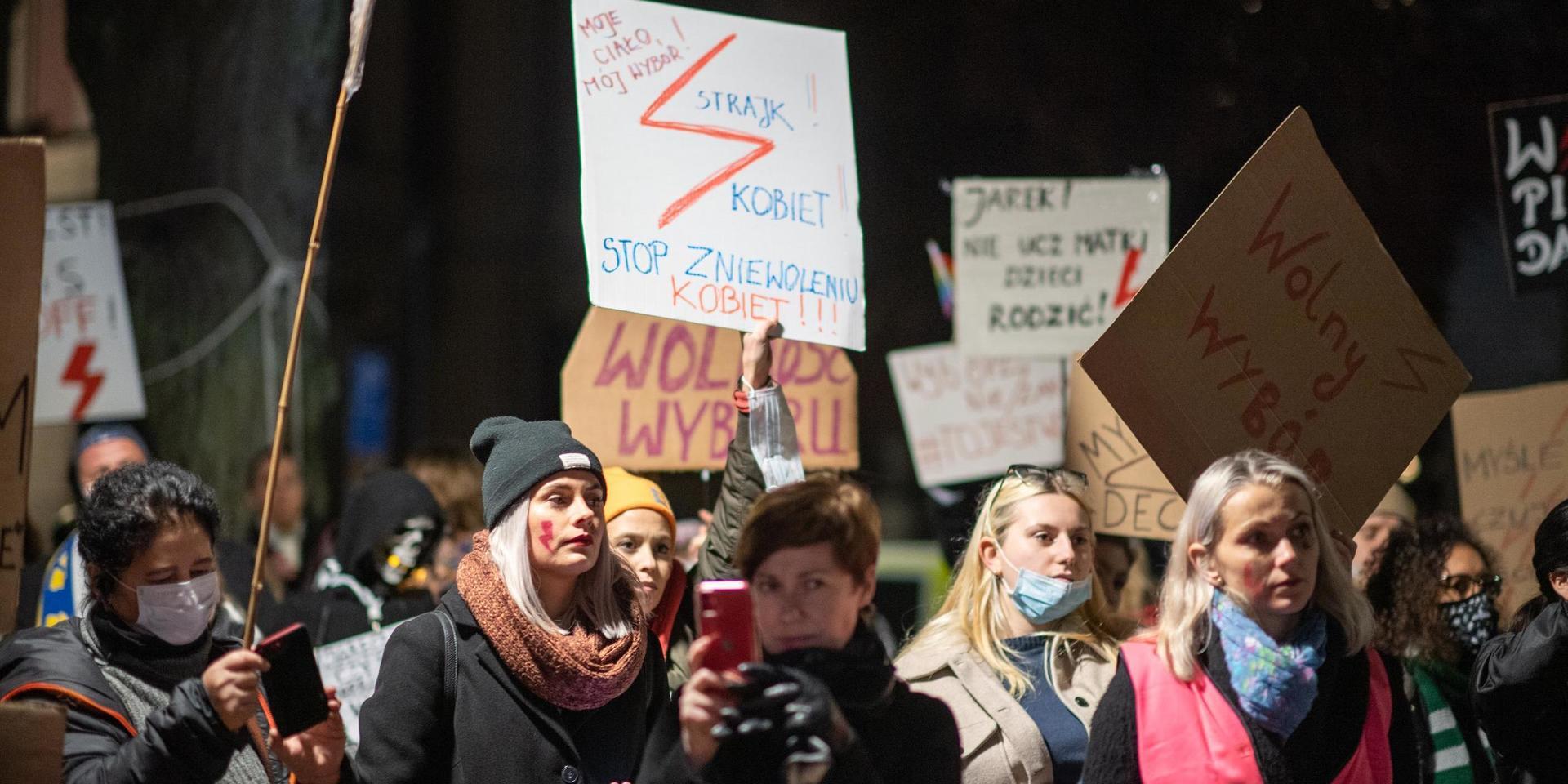 Demonstration i Stockholm i oktober mot förbud mot de flesta aborter i Polen. Arkivbild.
