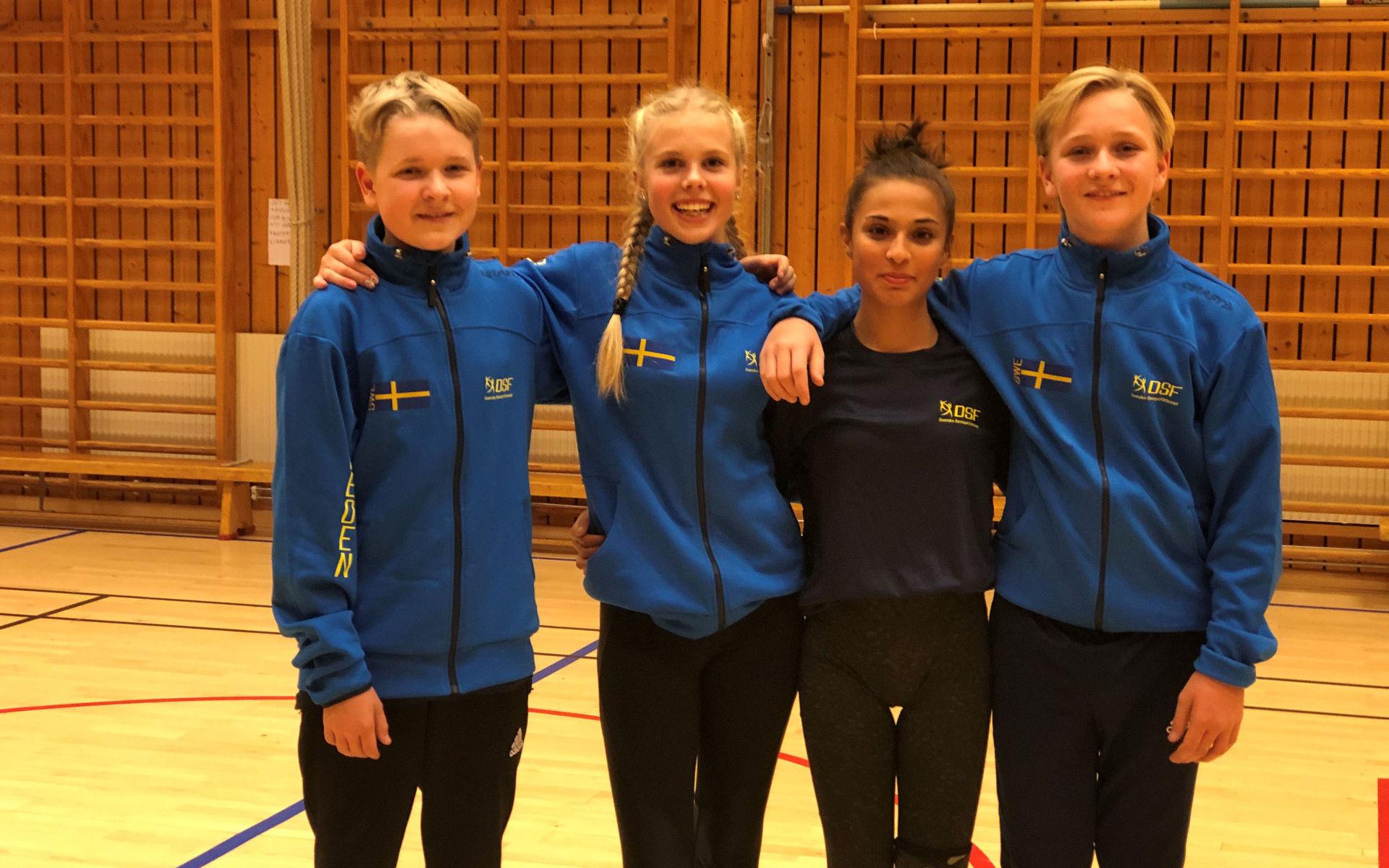 De lokala dansarna från Danceport svarade för bra prestationer på VM. Från vänster: Ted Alfredsson, Julia Nyman, Ida Gullbrandsson och Martin Skarin.