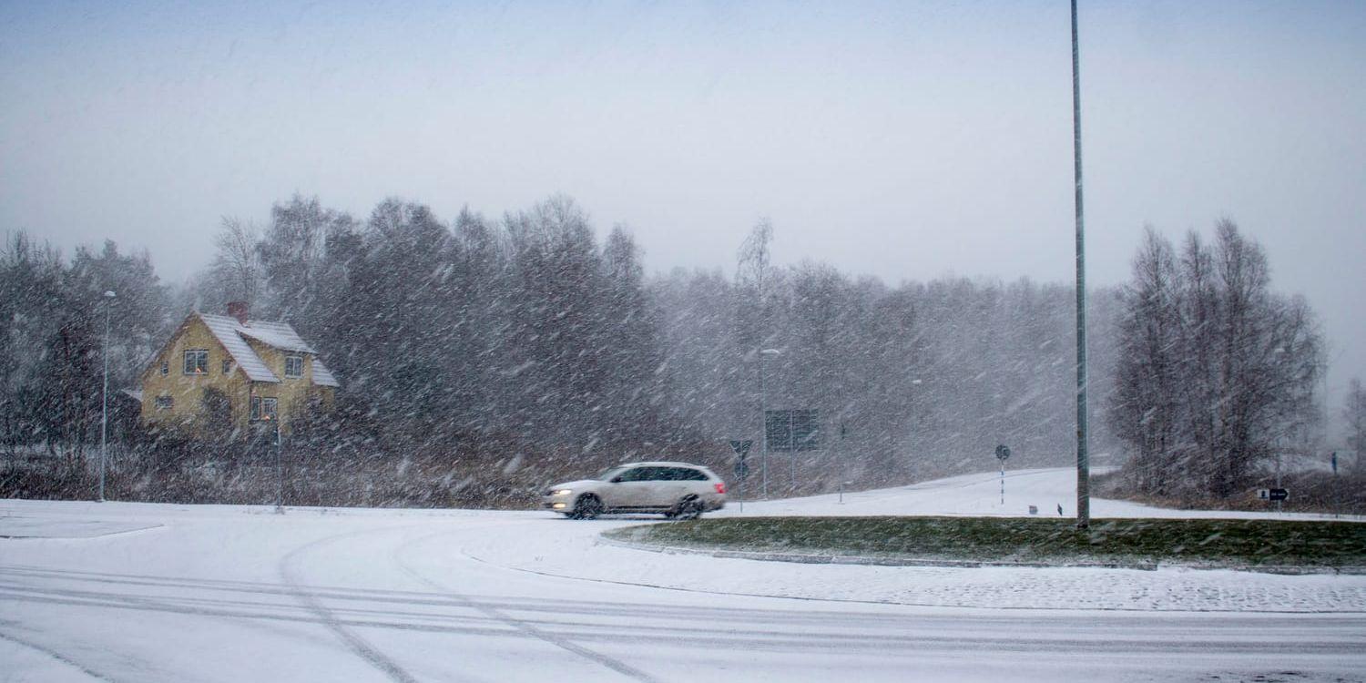 I onsdags kom ett ordentligt snöfall kring lunchtid i Strömstad. Mer snö, eller snöblandat regn, väntas på fredagskvällen.