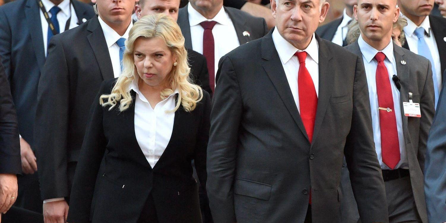 Premiärministerparet Netanyahu är indragna i flera olika besvärande polisutredningar. Arkivbild.