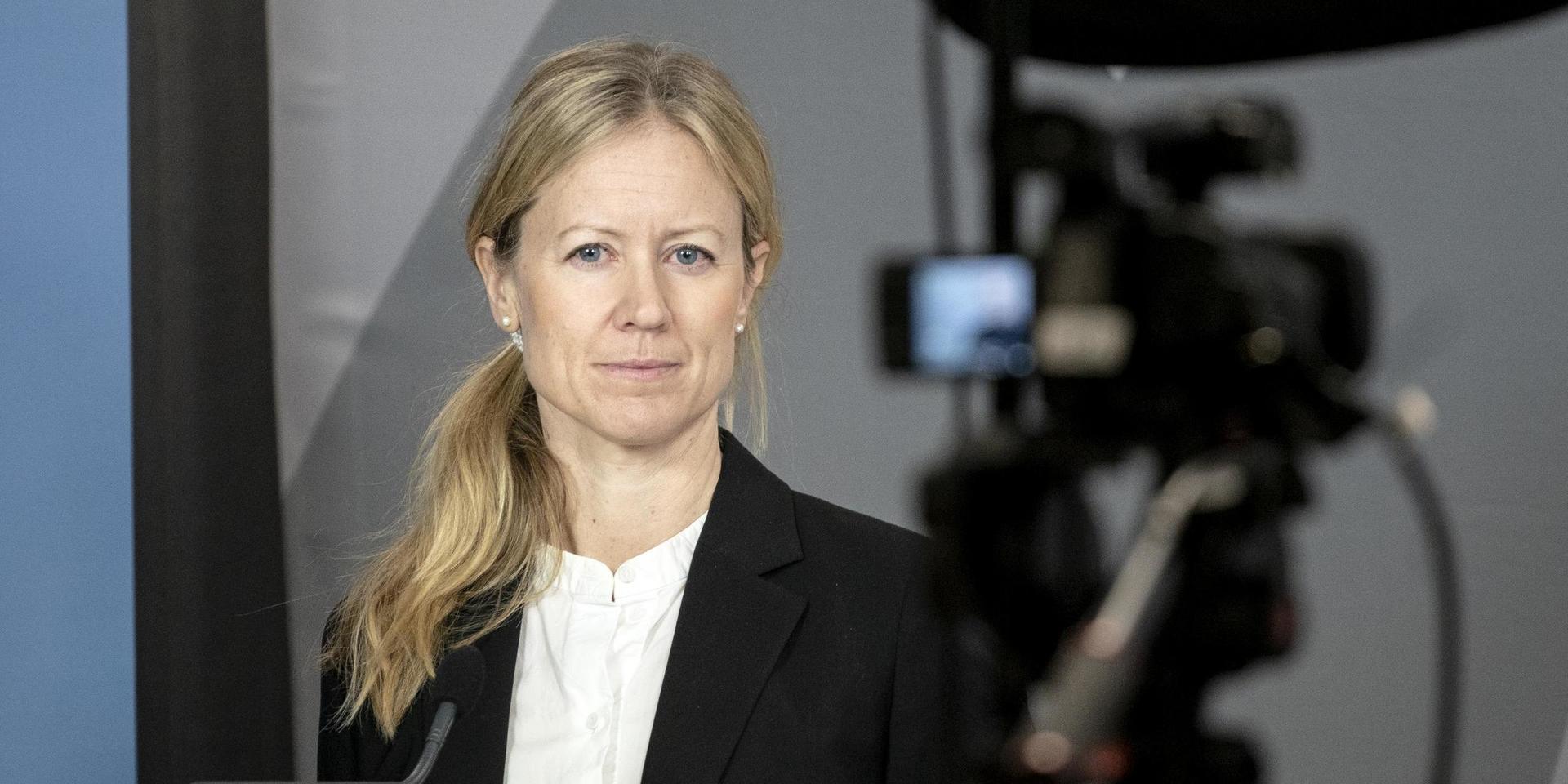 Kristine Rygge, vaccinationssamordnare, Region Västra Götaland, hoppas på större leveranser av vaccin framöver för att alla ska kunna erbjudas vaccin innan midsommar.